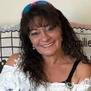 Meet your Posher, Carrie